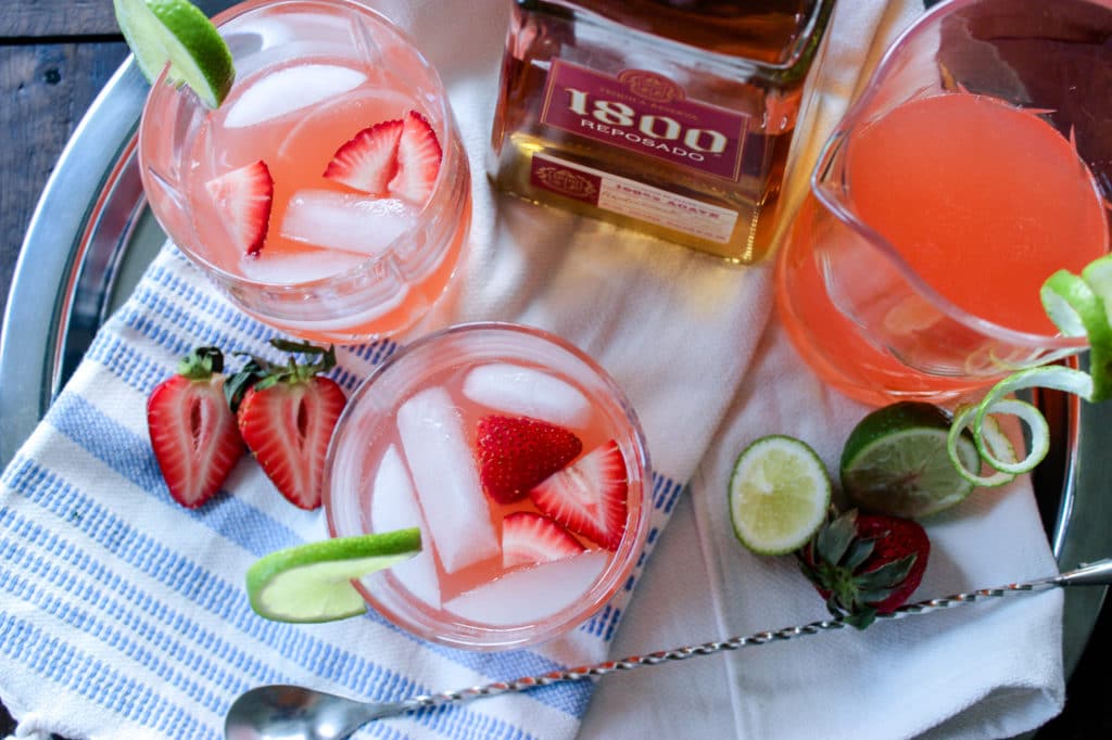 Low Carb Strawberry & Lime Margaritas