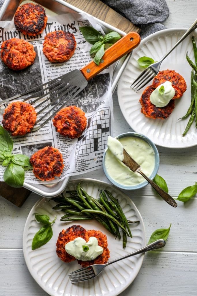 Easy Whole 30 Salmon Cakes