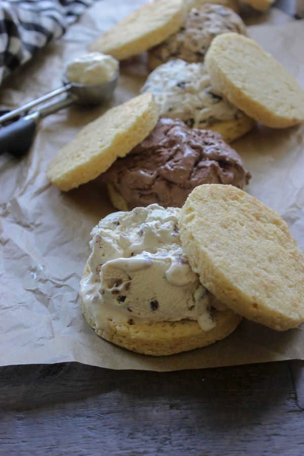 An ice cream sandwich cut in half