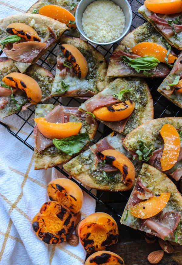 Grilled Low Carb Apricot Pesto & Prosciutto Flatbread