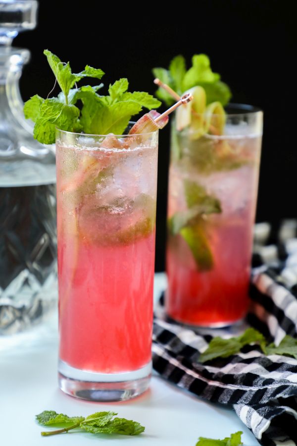 sugar free rhubarb mojito