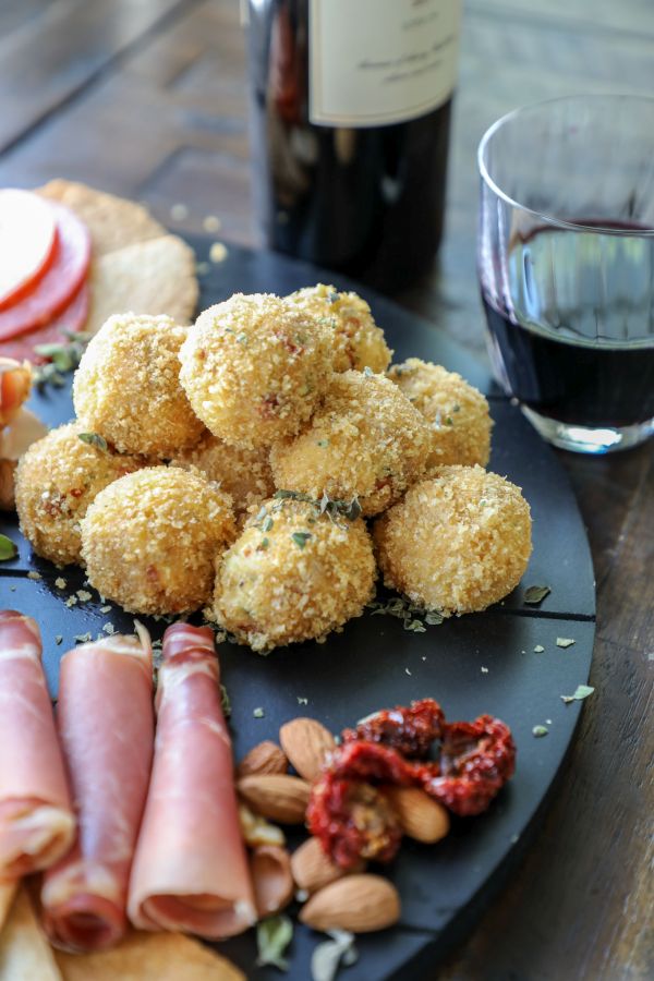 Italian Style Keto Goat Cheese Balls