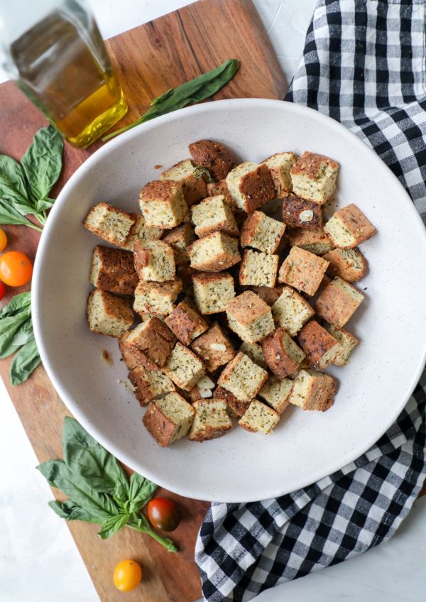 Keto and Gluten Free Panzanella Salad 