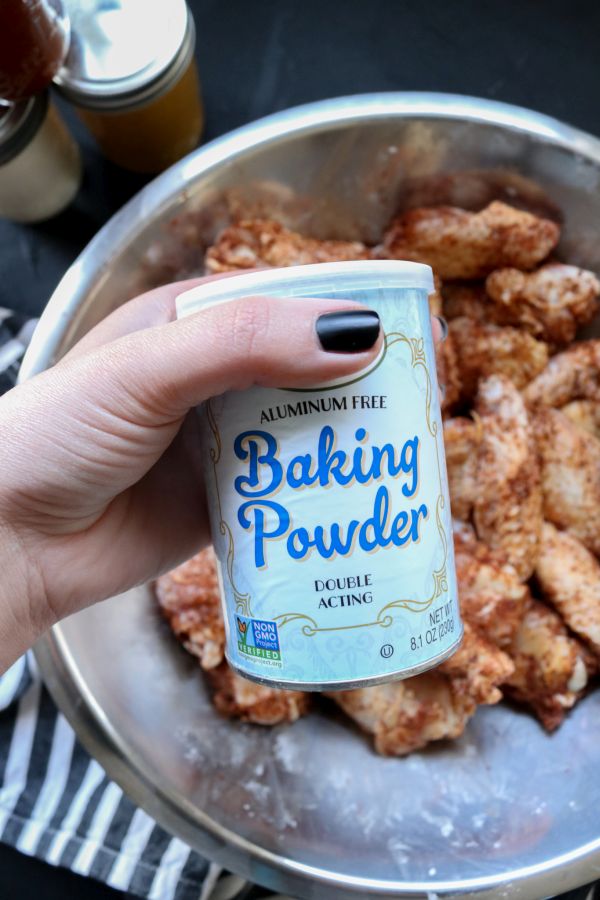 baking powder covered chicken wings