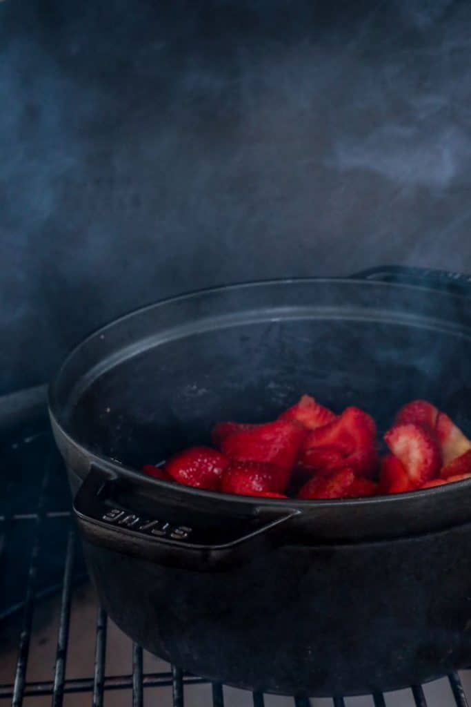 strawberries sauce smoked on the big green egg