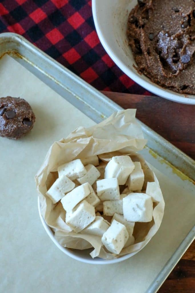 Keto friendly marshmallows in a bowl.