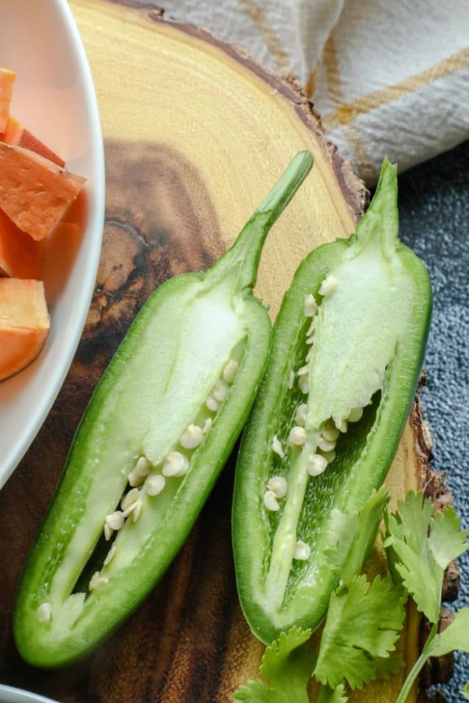 Sliced jalapeno with seeds