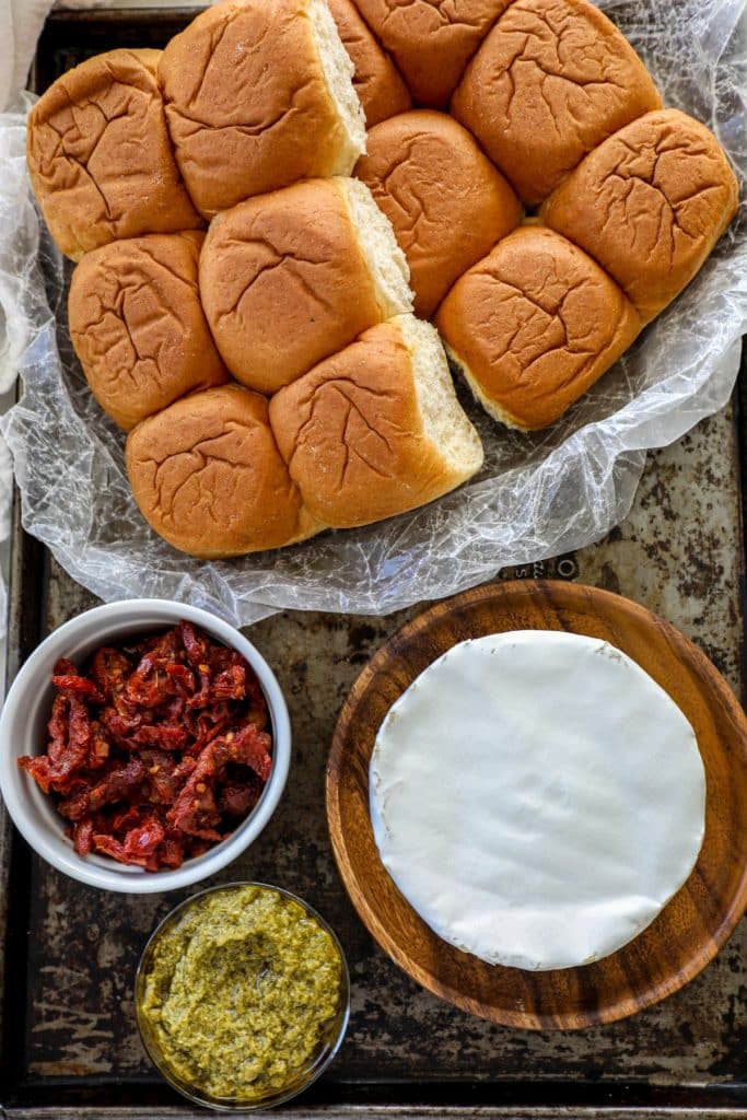 Brie Sliders Recipe ingredients 