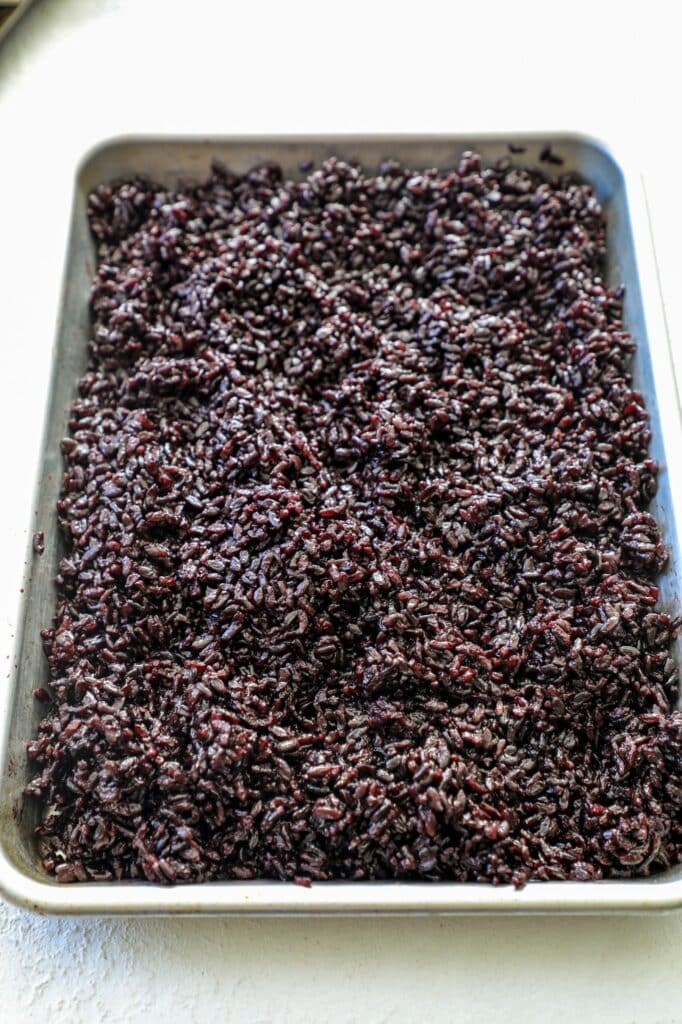 How to cook black rice 