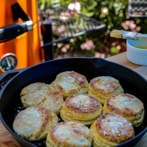 Commercial Chef Cast Iron Biscuit Pan