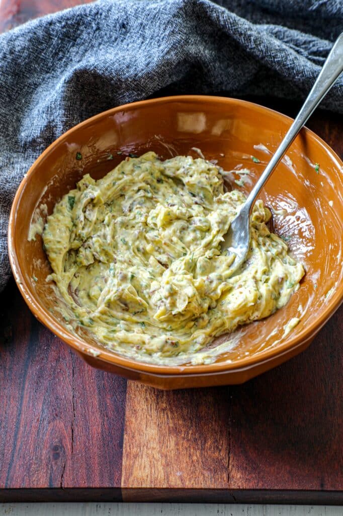 homemade garlic butter mixture 