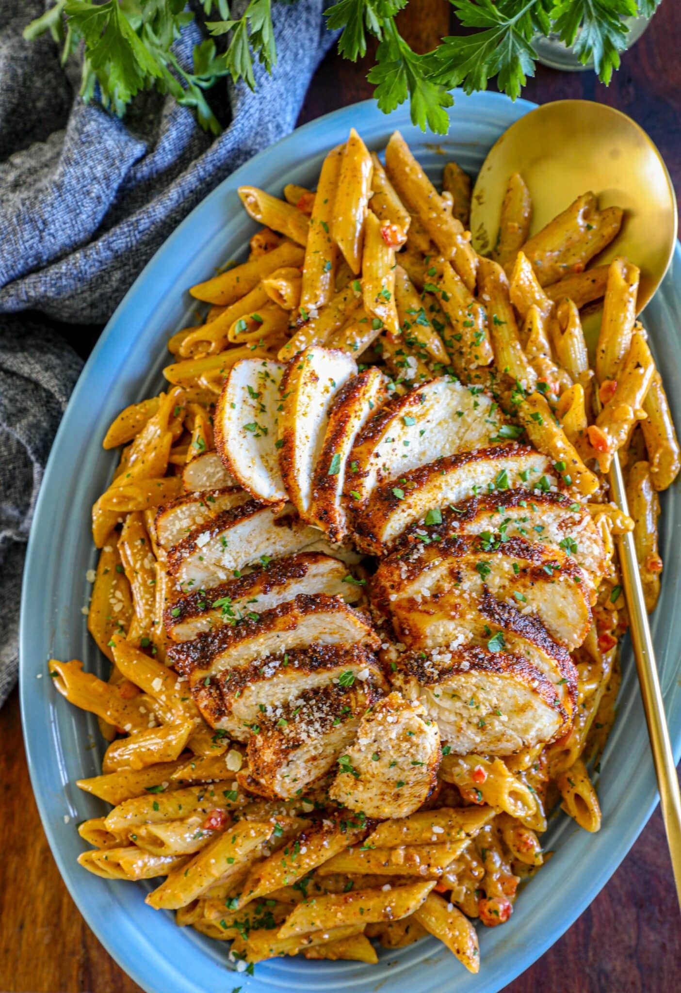 Blackened Chicken Alfredo Pasta Recipe - Bonappeteach