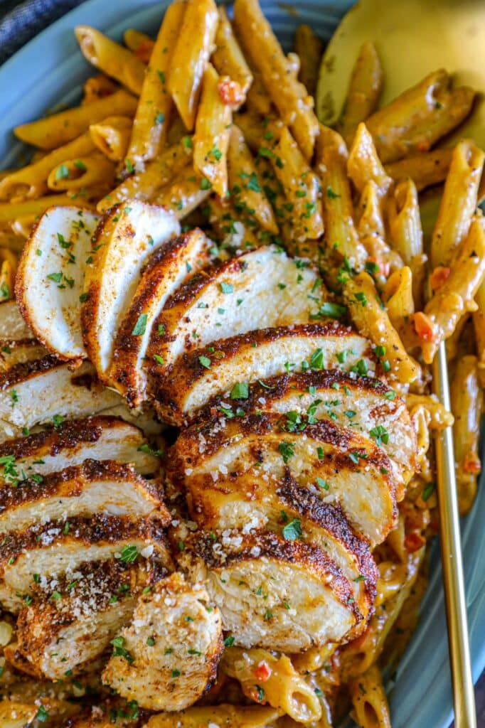 Blackened Chicken Alfredo Pasta Recipe