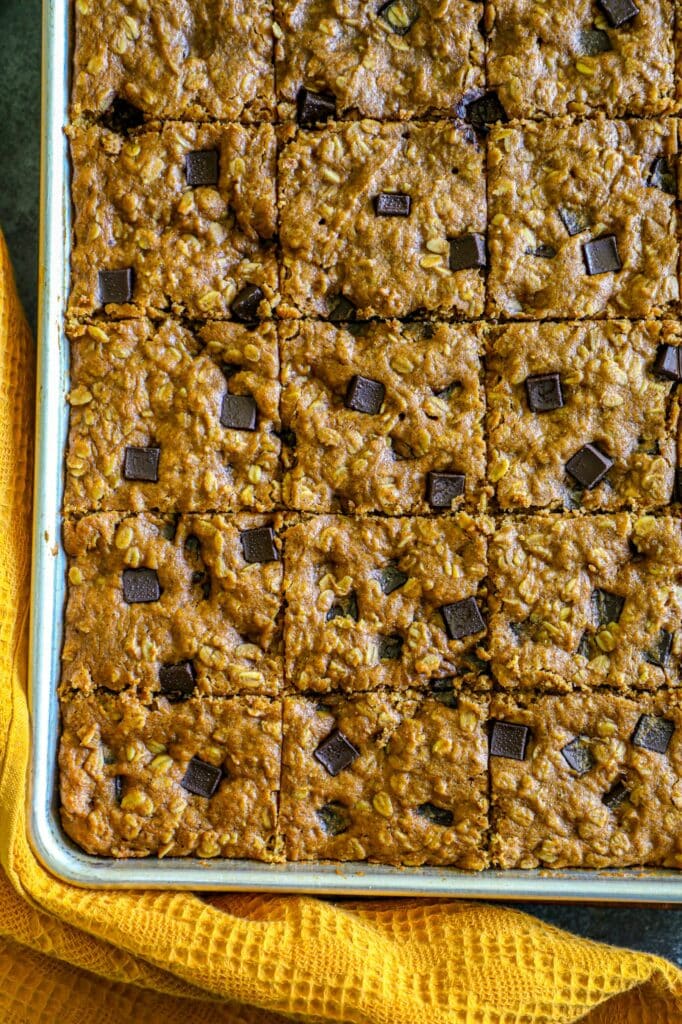 Sheet Pan Pumpkin Oatmeal Cookies
