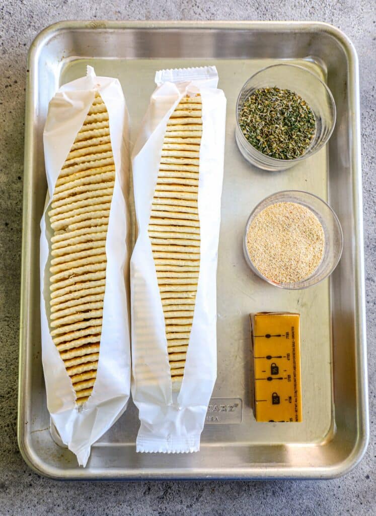 Smoked Saltines Recipe ingredients