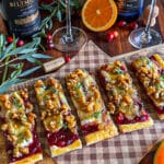 Red Wine Cranberry Brie Flatbread Recipe